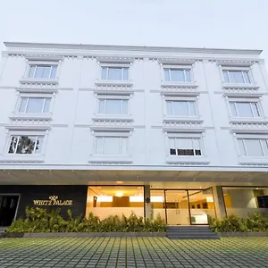 4* Hotel White Palace