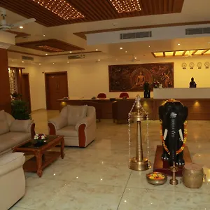 3* Hotel Savera Park